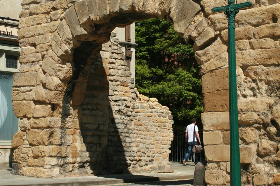 Newport Arch, Lincoln